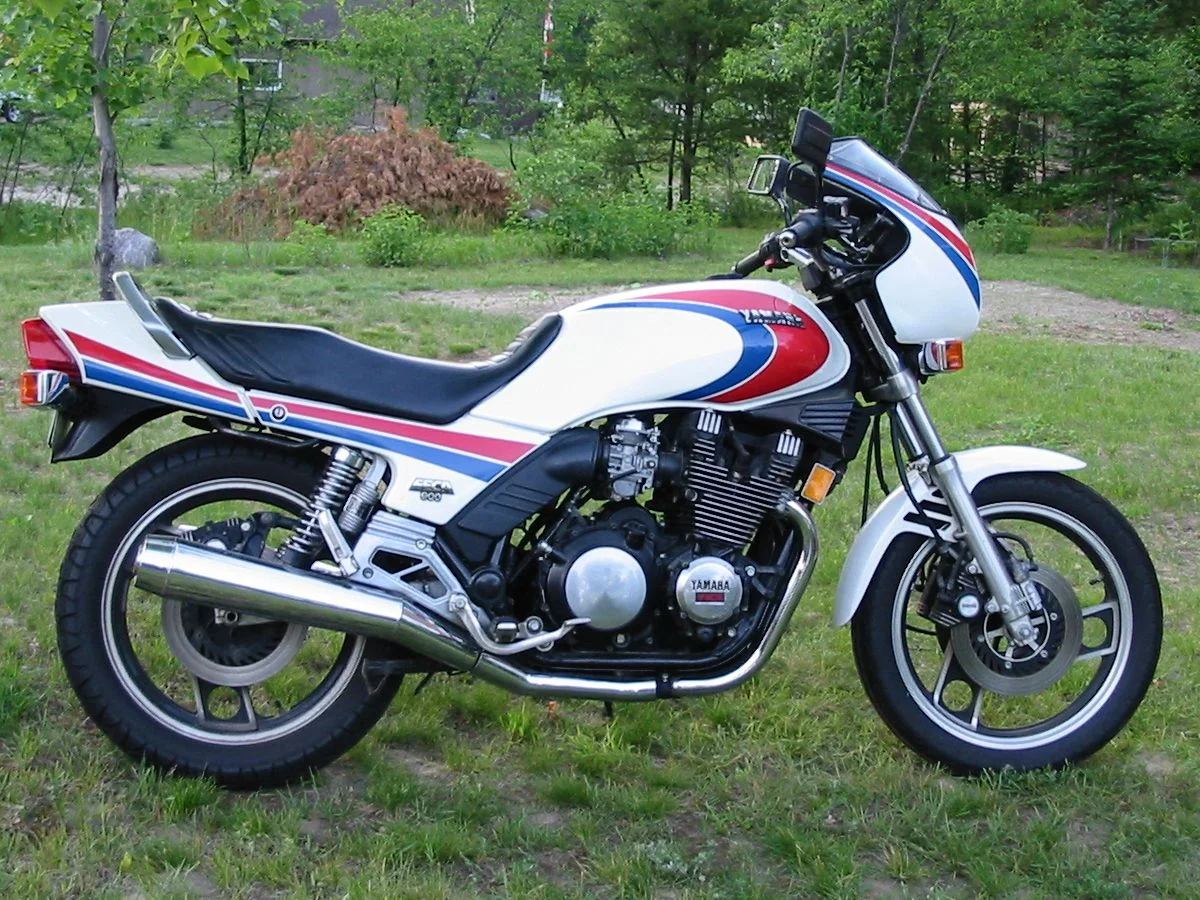 1985 Yamaha XJ 900 F
