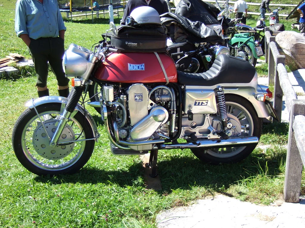 1973 Münch 4-1200 TTS
