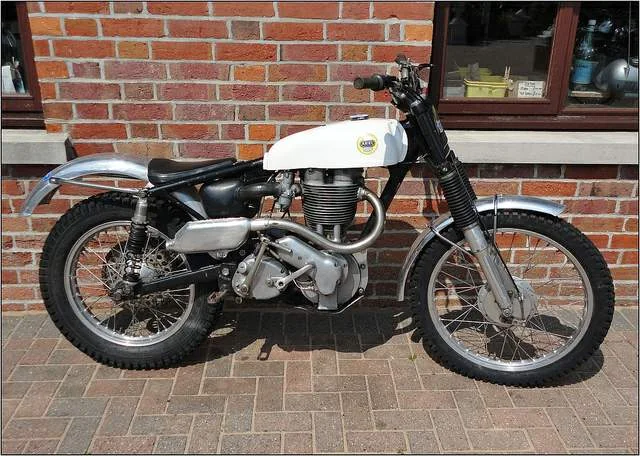 1956 Ariel HT5 500