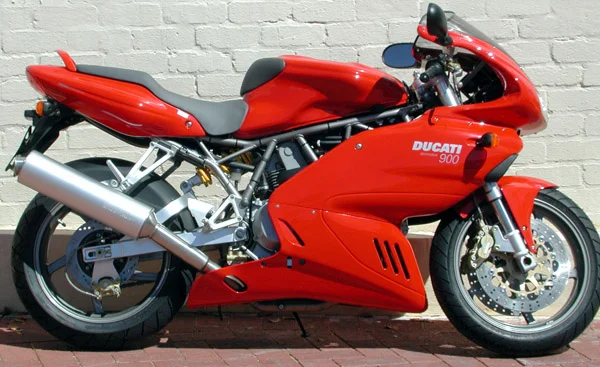 2001 Ducati 900 SS Carenata