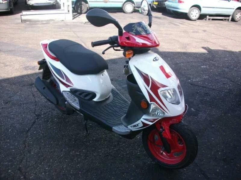 2011 PGO T-Rex 125