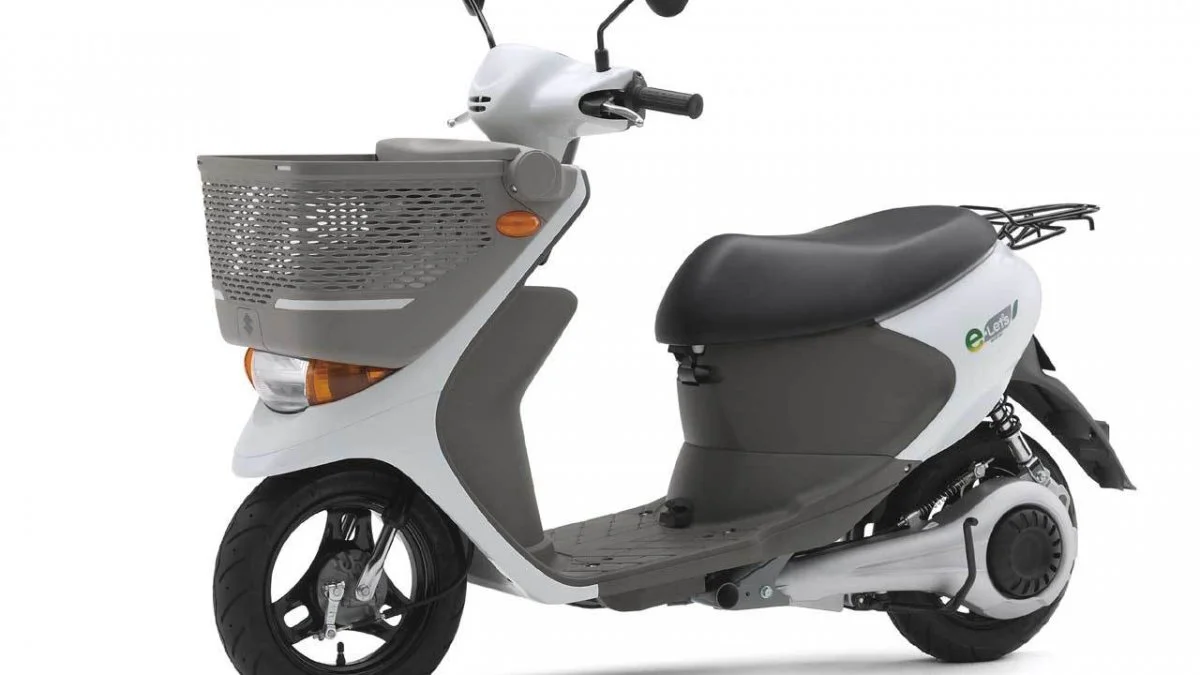 2018 Suzuki e-Lets