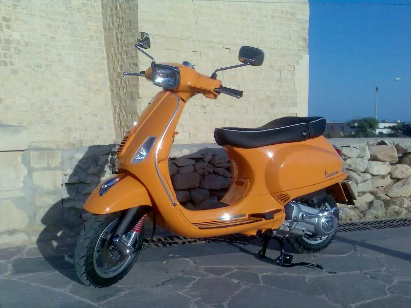 2009 Vespa Zafferano 125