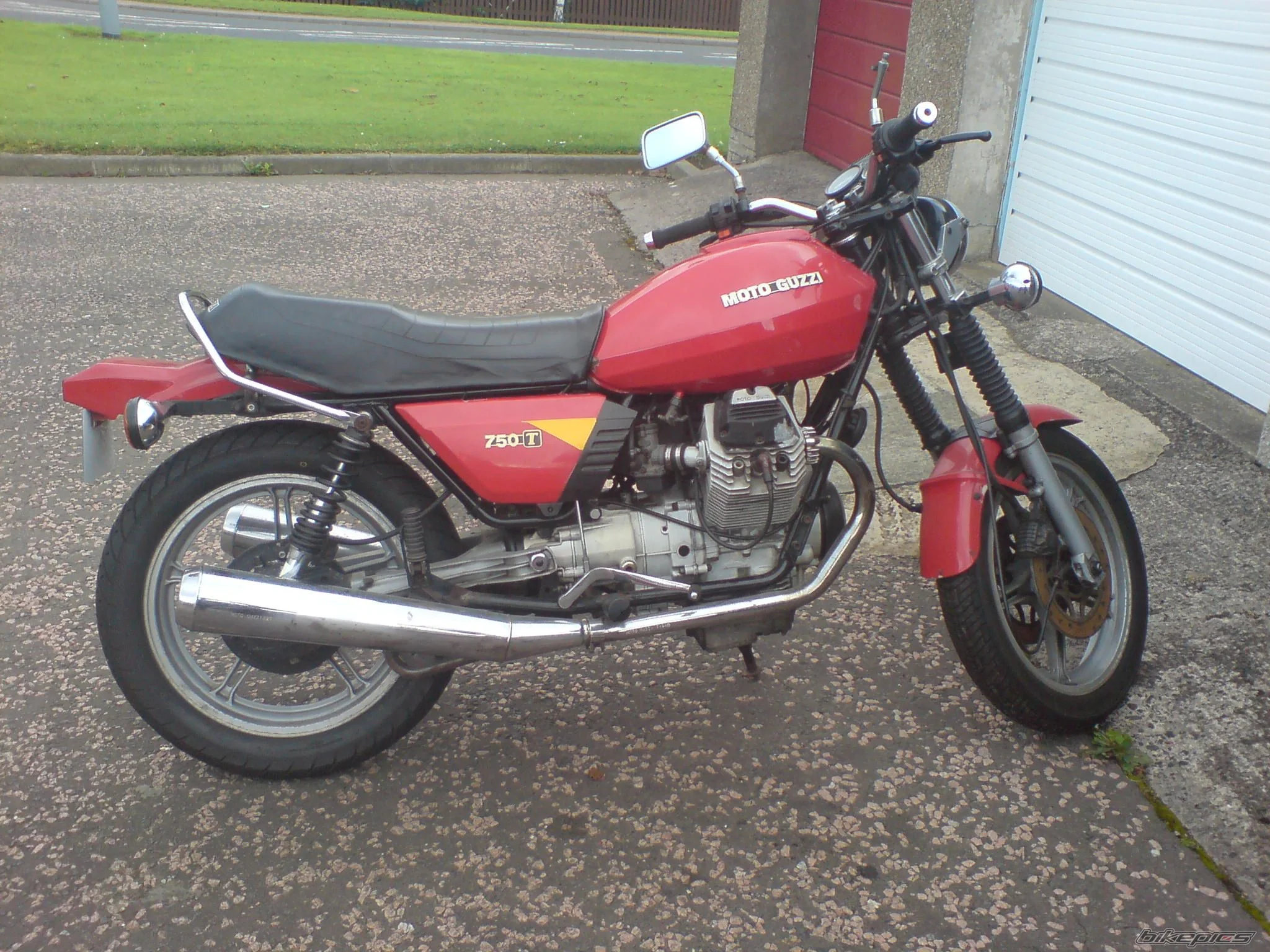 1994 Moto Guzzi 750 Strada