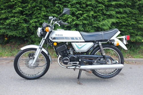 1977 Yamaha RD 200 DX