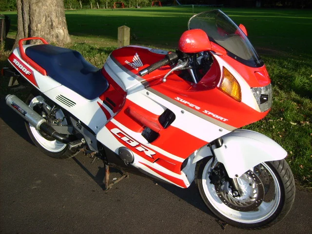 1990 Honda CBR 1000 F