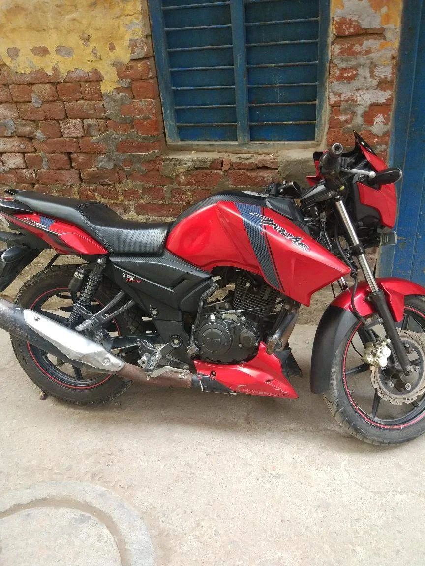 2016 TVS Apache RTR 160