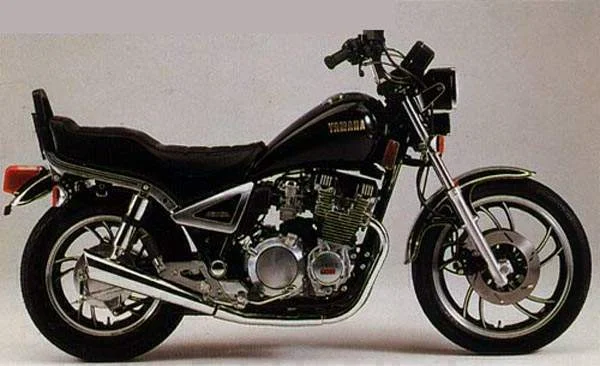 1986 Yamaha XJ 750 Maxim X