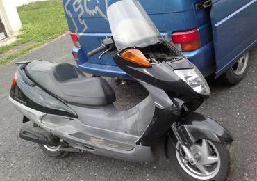 1998 Honda FES 250 Foresight