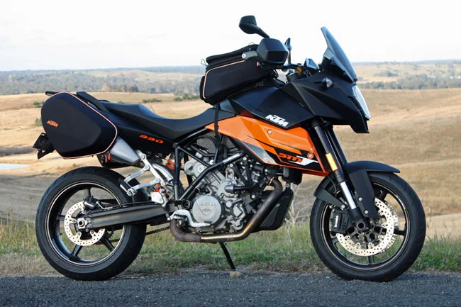 2010 KTM 990 Supermoto