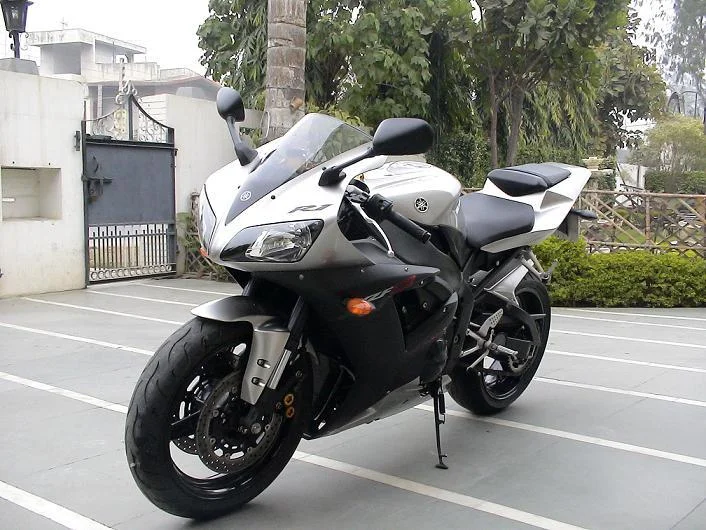 2003 Yamaha YZF-R1