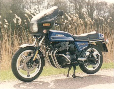 1983 Honda CB 750 F 2