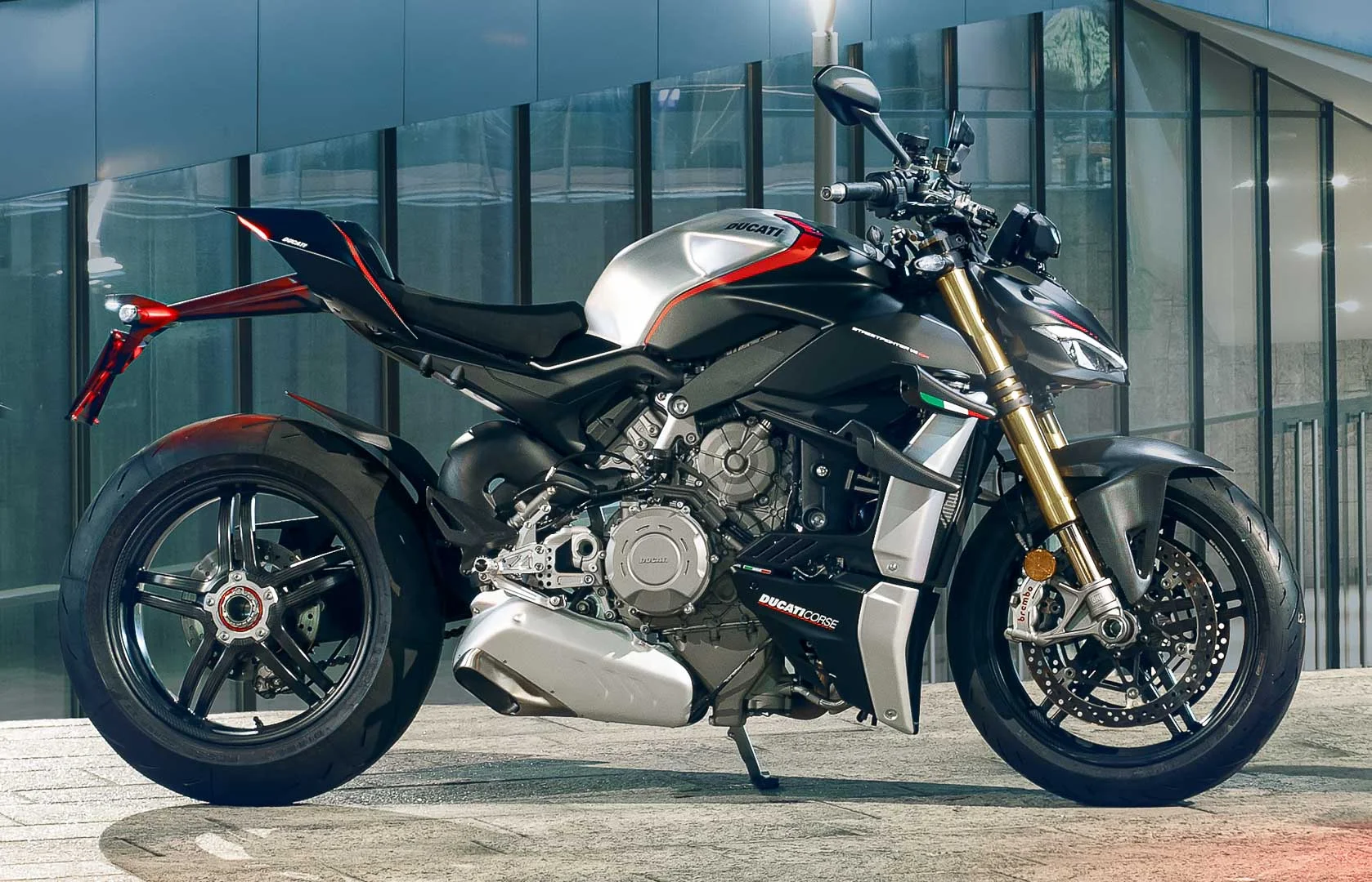 2022 Ducati Streetfighter V4 SP