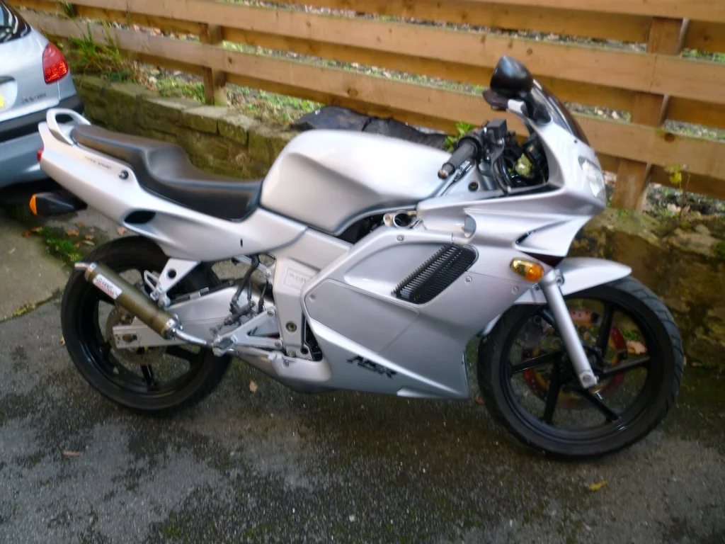 2000 Honda NSR 125