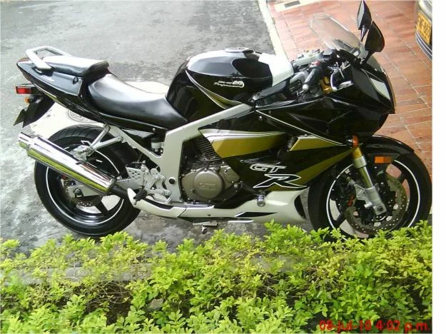2006 UM V2S 250 R