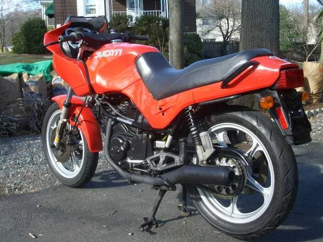 1985 Cagiva 650 Alazzurra
