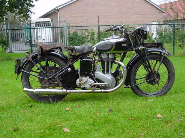 1945 Ariel NH 350