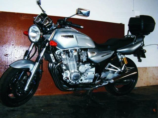 2001 Yamaha XJR 1300