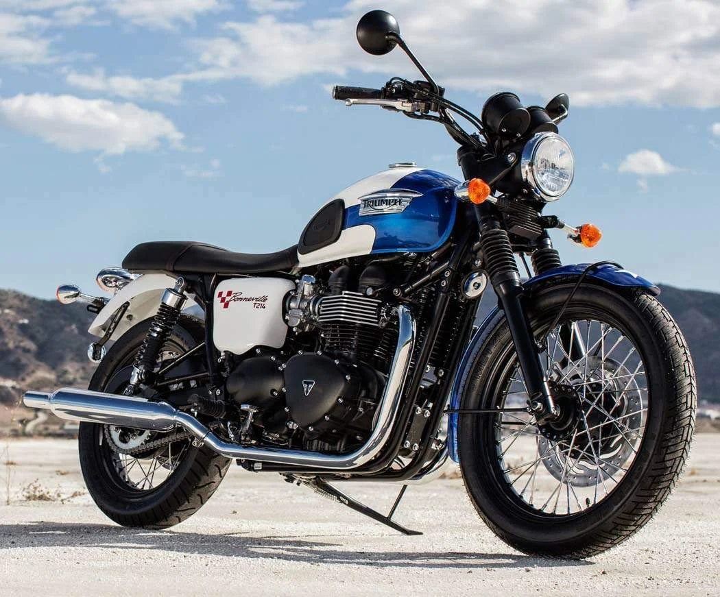 2015 Triumph Bonneville T214