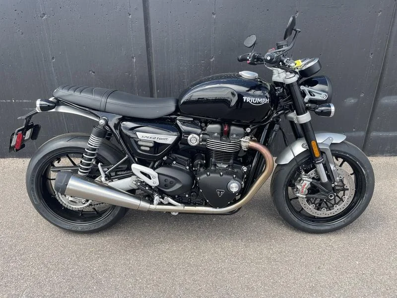 2023 Triumph Speed Twin 1200