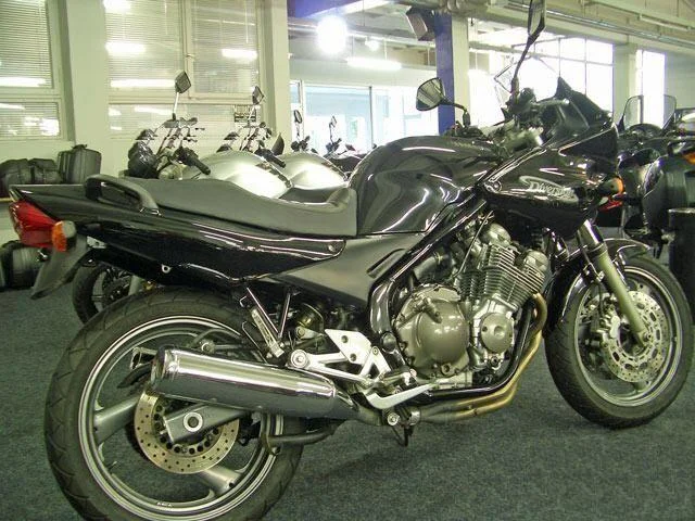 2003 Yamaha XJ 600 S Diversion