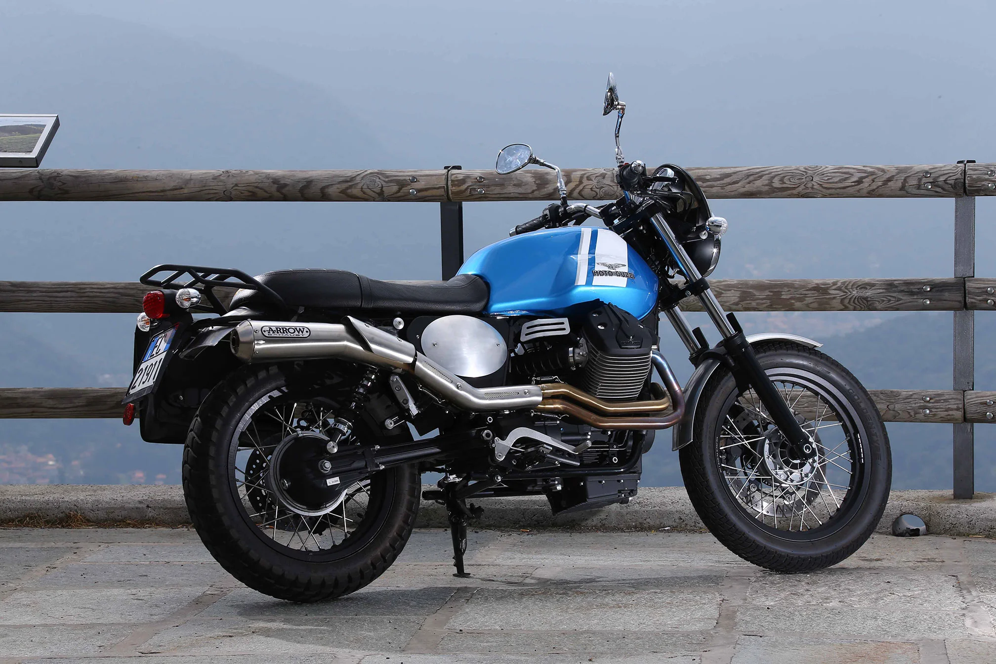 2016 Moto Guzzi V7 II Scrambler ABS