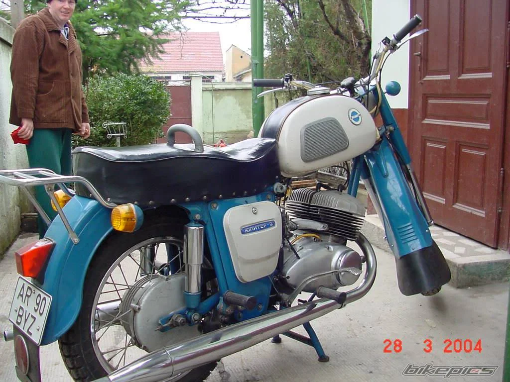 1975 IZH Planeta 3