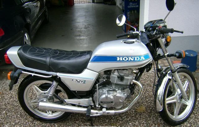 1983 Honda CB 250 N