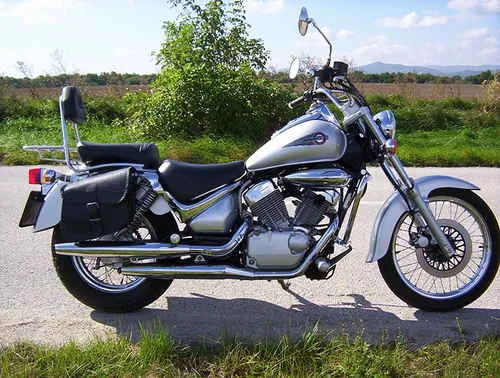 2001 Suzuki VL 125 LC Intruder
