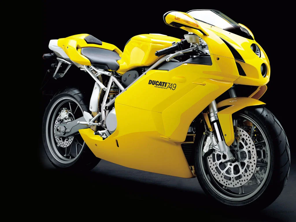 2004 Ducati 749