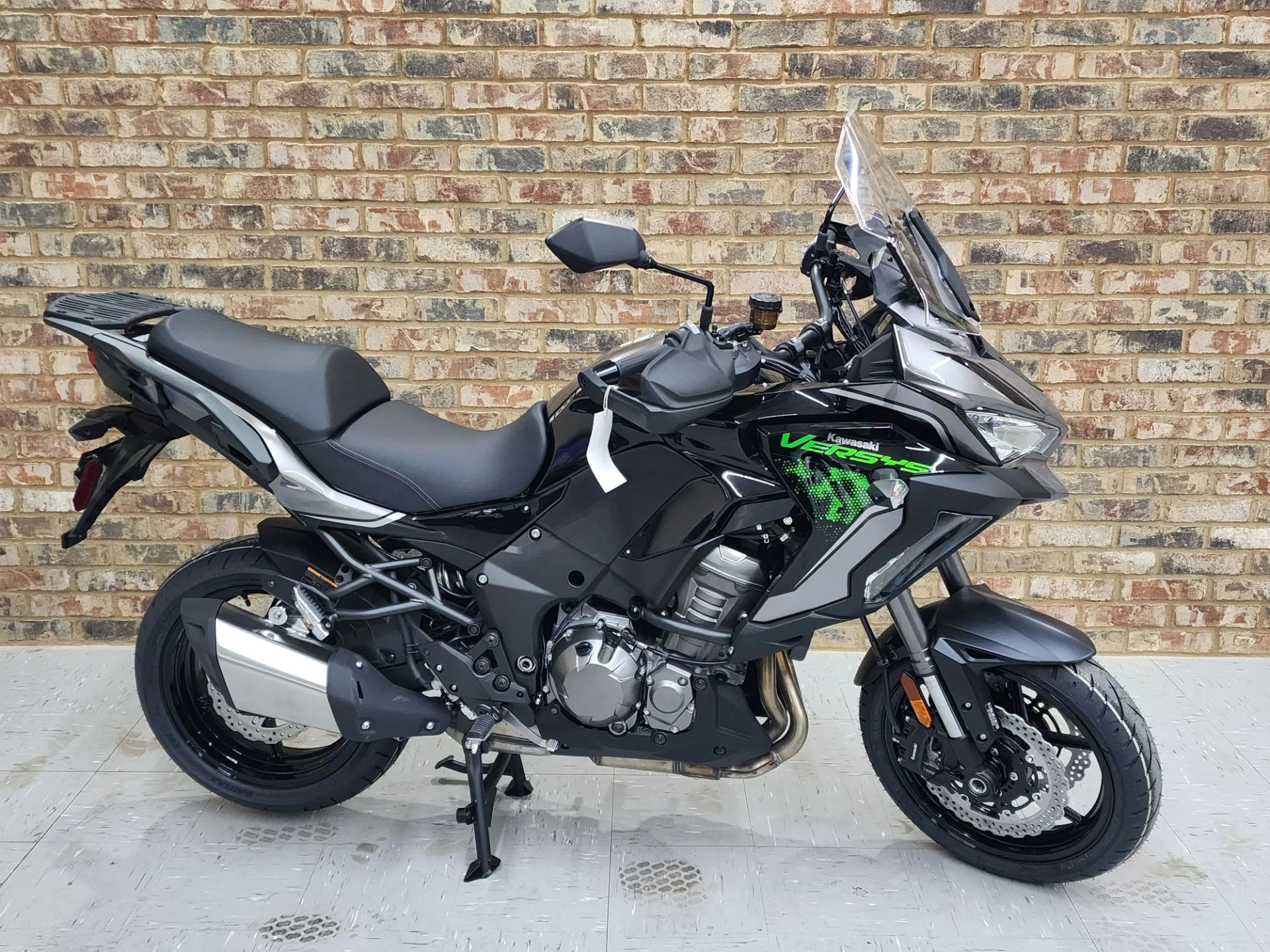 2023 Kawasaki Versys 1000 SE LT Plus