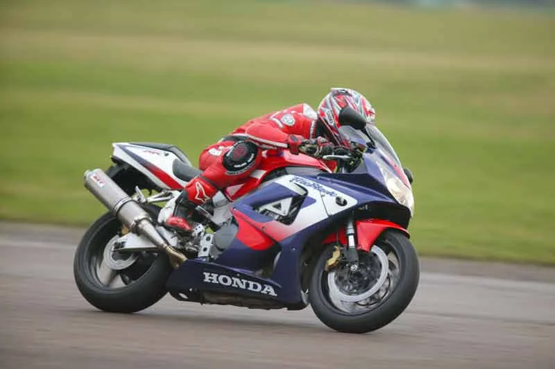 2000 Honda CBR 900 RR Fireblade