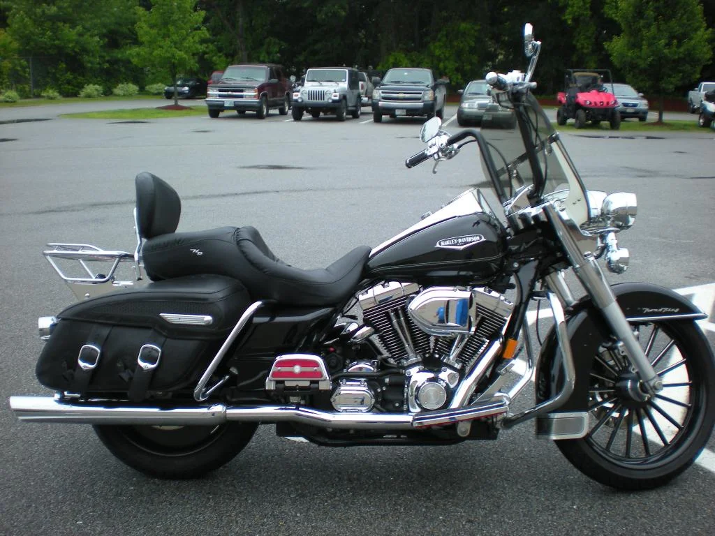 2006 Harley-Davidson FLHRS Road King Custom