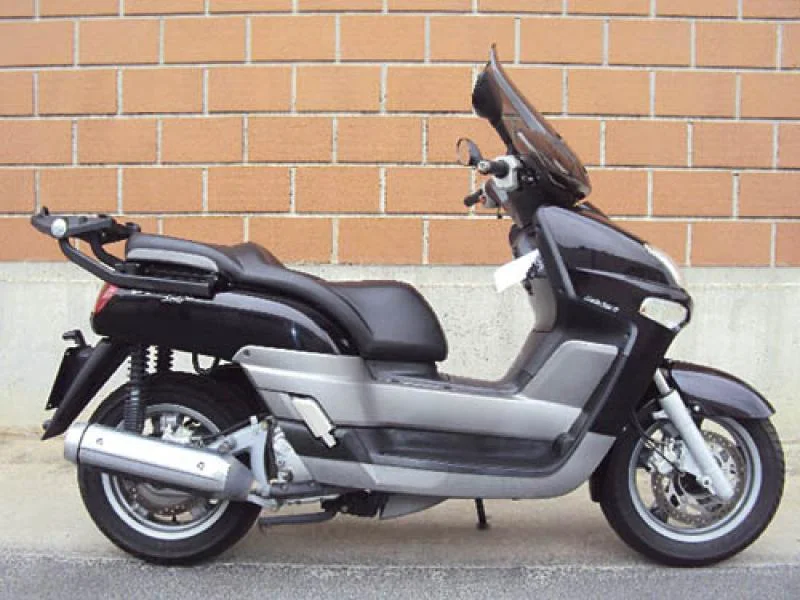 2004 Yamaha Versity 300