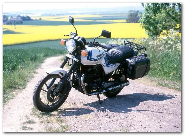 1986 Suzuki GSX 400 S