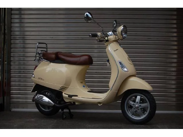 2009 Vespa LXV 125