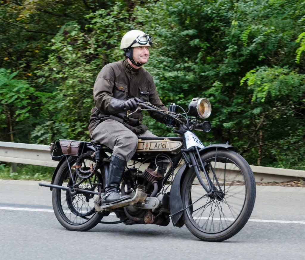 1916 Ariel V-twin