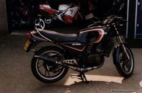 1983 Yamaha RD 250 LC 