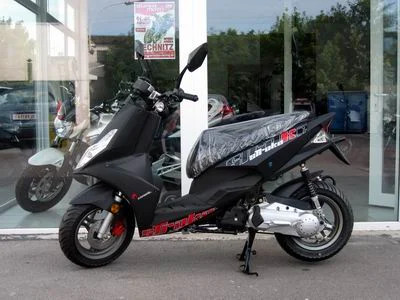 2010 Generic XOR 50