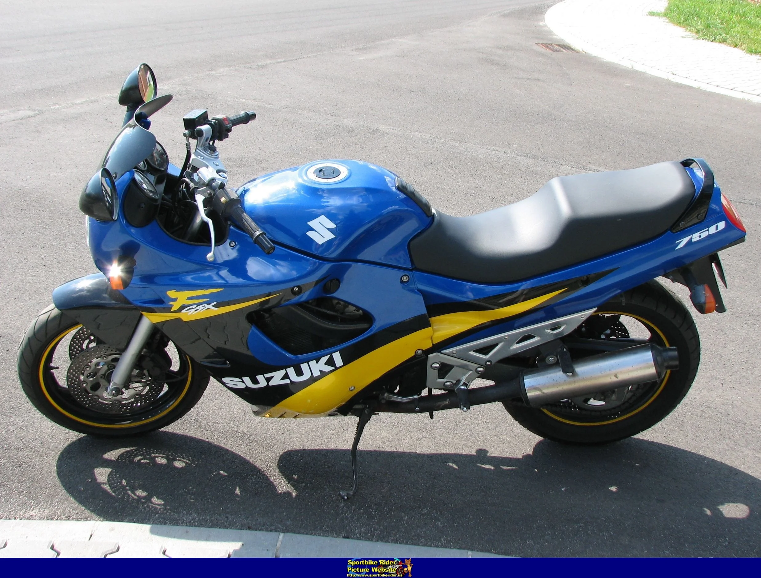 1991 Suzuki GSX 750 F