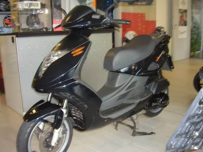 2005 Malaguti F18 Warrior 150