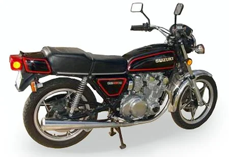 1981 Suzuki GS 550 E Red Suzi