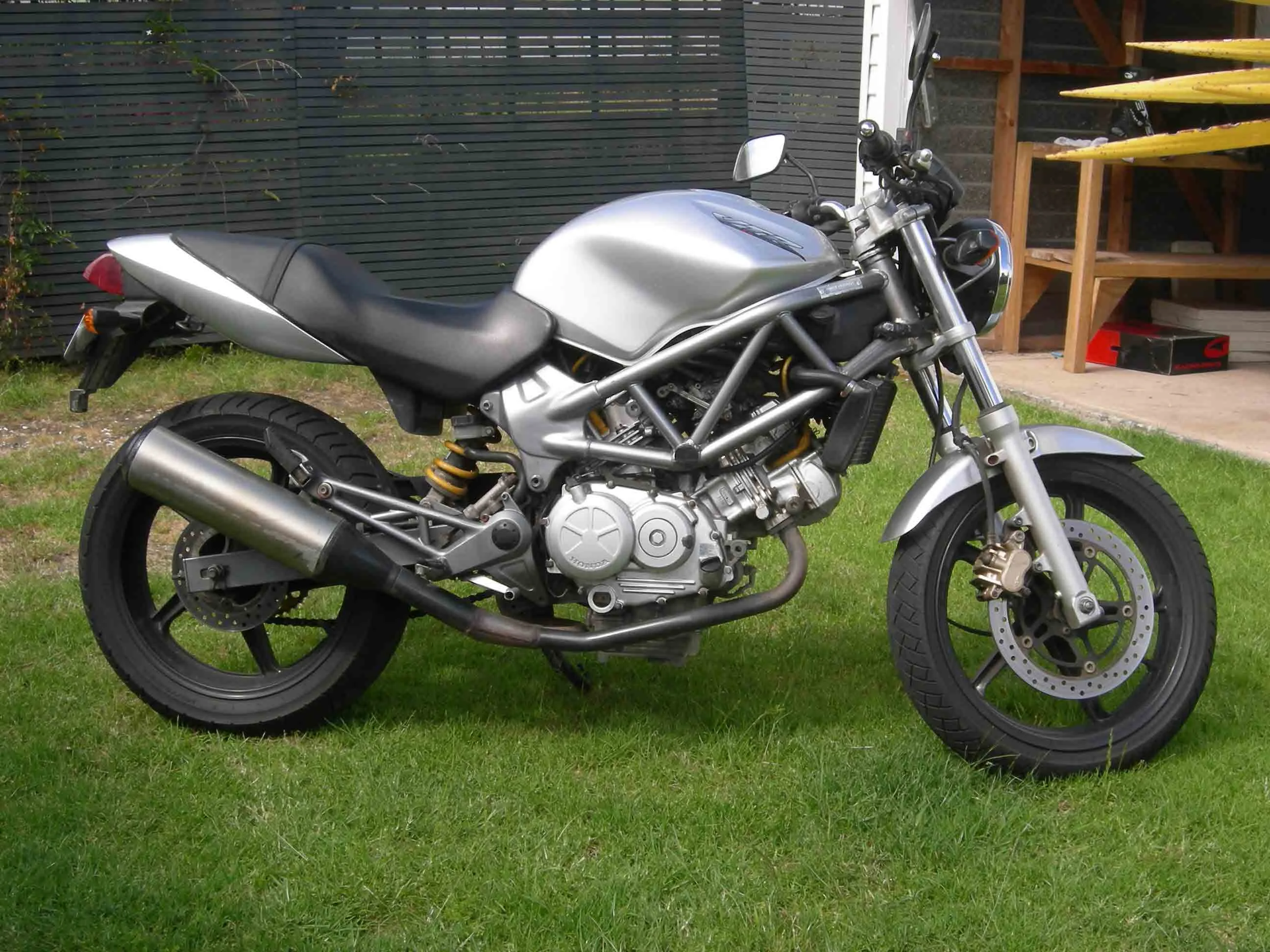 2002 Honda VTR 250