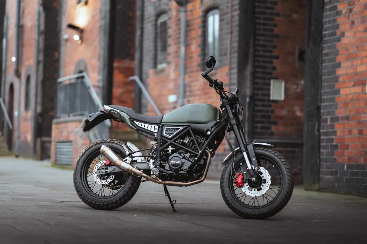 2022 Herald Brat 125