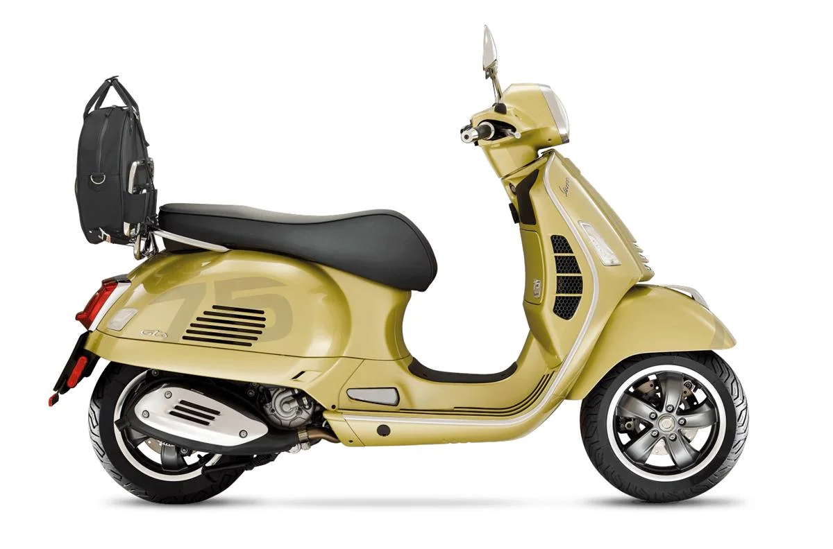2022 Vespa GTS 300 75th
