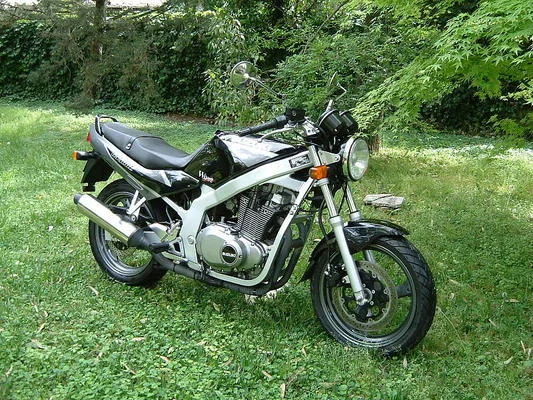 1997 Suzuki GS 500 E