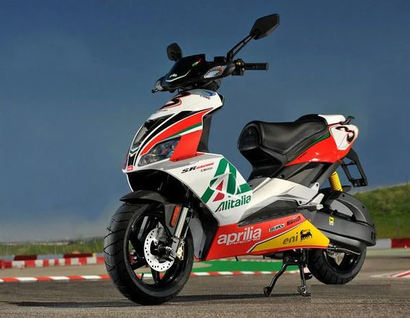 2011 Aprilia SR 50 R Factory Replica SBK