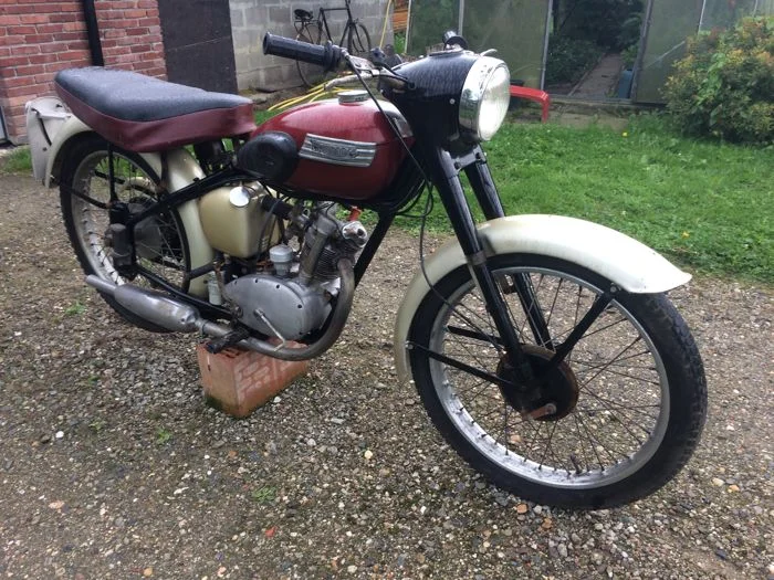1953 Triumph Terrier 150