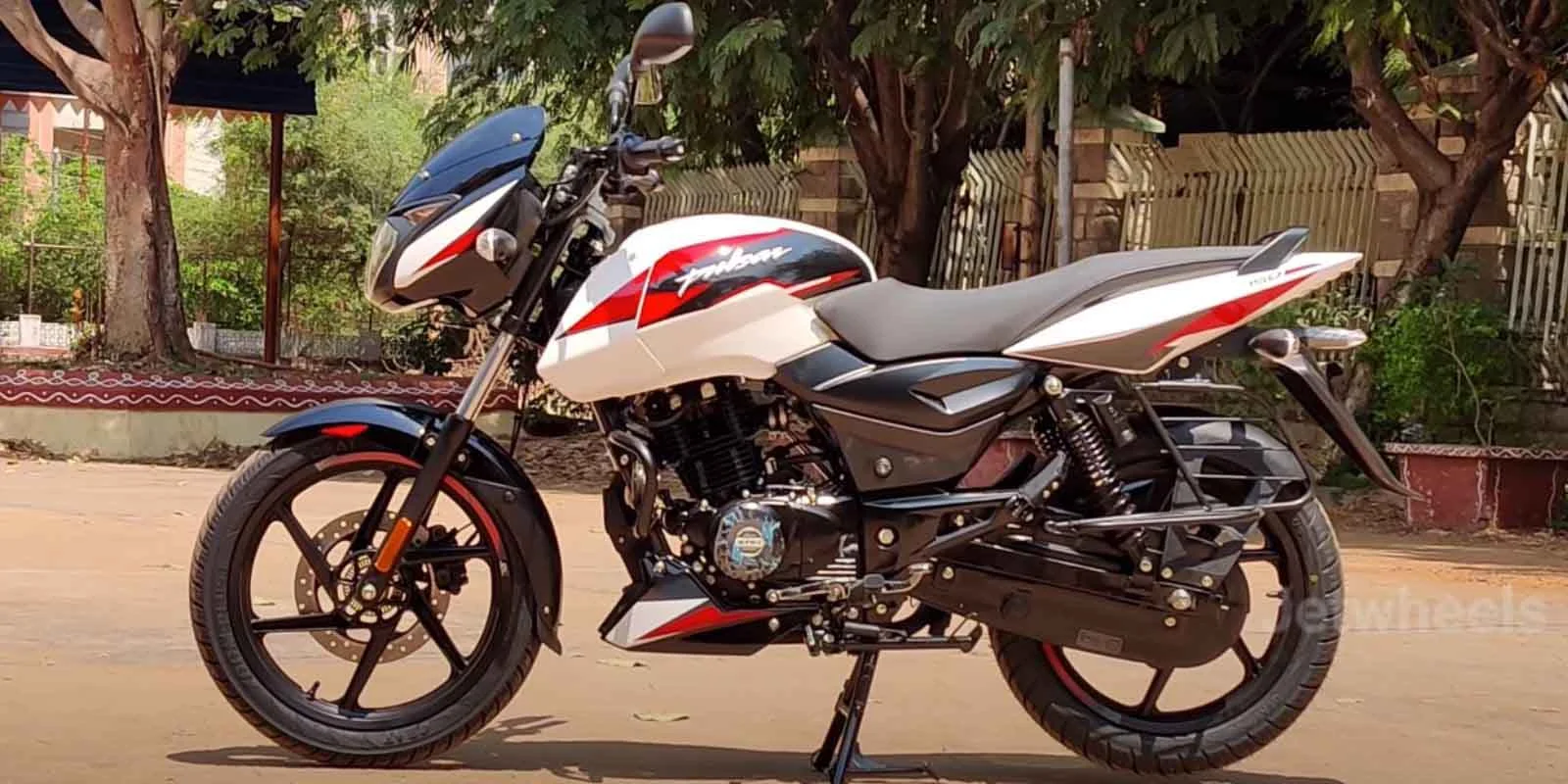 2021 Bajaj Pulsar 150