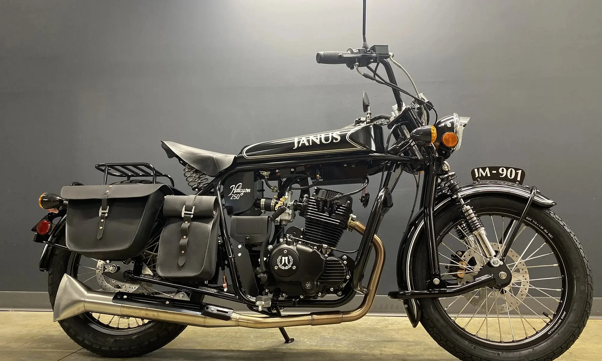 2023 Janus Halcyon 250